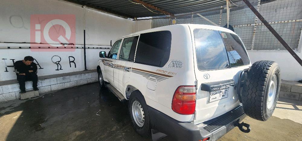 تويوتا لاندكروزر